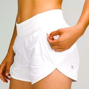 Lululemon Tracker Shorts 4” Size 8
